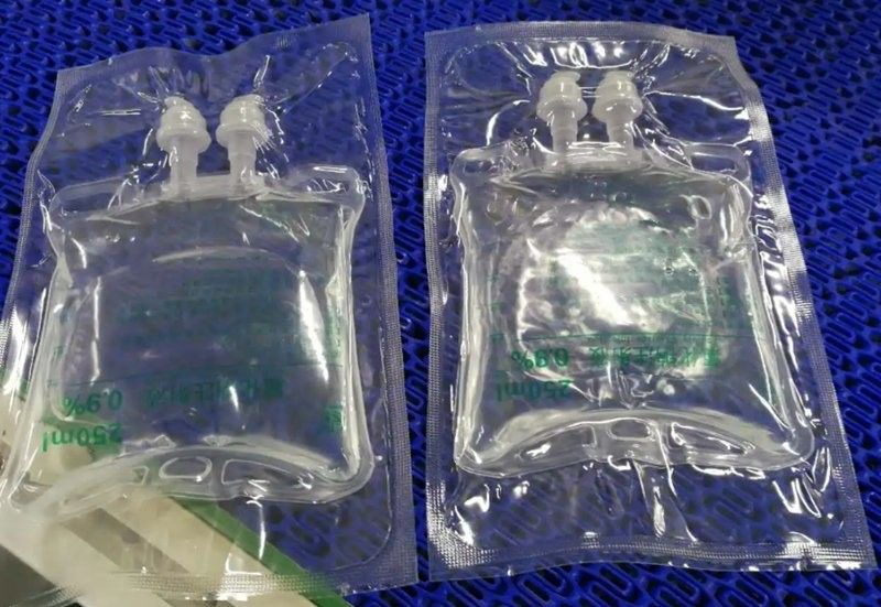 100ml 250ml 500ml کیسه تزریقی محلول سالین PVC کیسه تزریقی یکبار مصرفی تحت فشار IV Non PVC